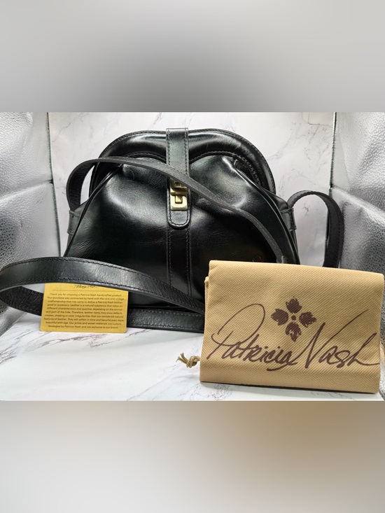 Patricia Nash Handbags - Patricia Nash Florentina Frame Leather Crossbody Bag Blk Distressed w/duster bag